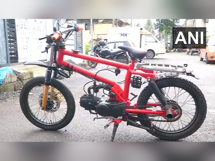 Meet Arshad from kerela, a students of class 9th, who made Light weight motorcycle using scrap from his father’s automobile workshop | 9वीं में पढ़ने वाले अरशद ने पिता की ऑटोमोबाइल वर्कशॉप में पड़े फालतू सामान से बनाई लाइट वेट मोटरसाइकिल