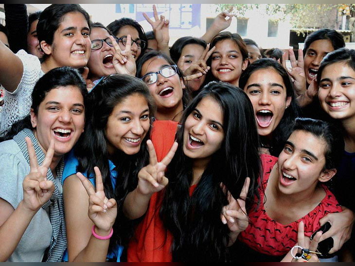TSBIE, Telangana Board 11th- 12th Exam 2020 results declared | Telangana Board 11th- 12th Exam result 2020 News Updates | Telangana Board 11th- 12th Exam latest updates, Telangana Board 11th- 12th topper | इंटरमीडिएट प्रथम और द्वितीय वर्ष के नतीजे जारी, फर्स्ट ईयर में 60.01% और सेकंड ईयर में 62.28% स्टूडेंट्स ने पाईं सफलता