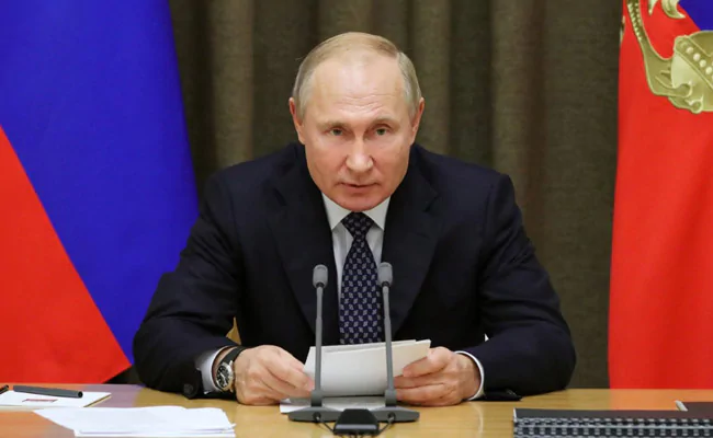 Vladimir Putin Saved Kremlin Critic Alexei Navalny’s Life: Head Of Russian Duma