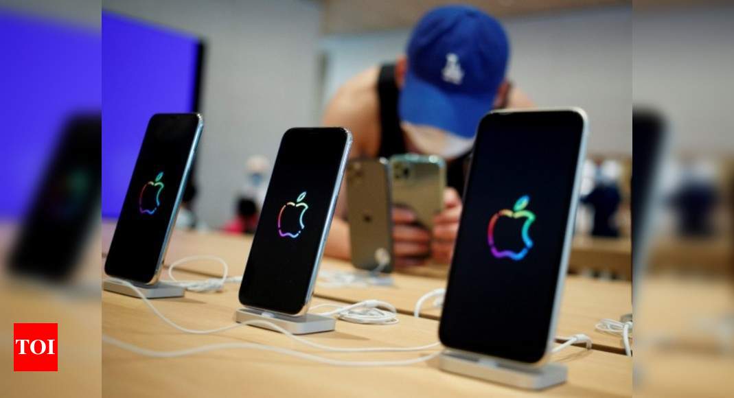US jury tells Apple to pay $503 million in patent case