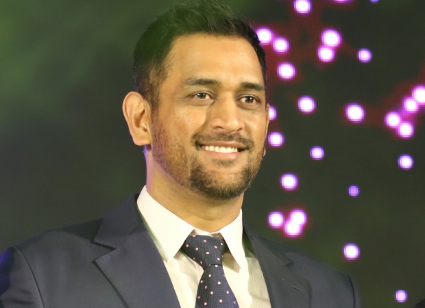 Mahendra Singh Dhoni to produce a mythological sci-fi web series based on a book  : Bollywood News