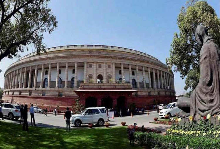Mps And Mlas Are Also Accused Of Rape, Highest Number Of Cases Against 143 Honorable Mlas Of Uttar Pradesh – संसद और विधान सभाओं में भी बैठे हैं दुष्कर्म के आरोपी, उत्तर प्रदेश के 143 माननीयों पर सबसे ज्यादा मुकदमे