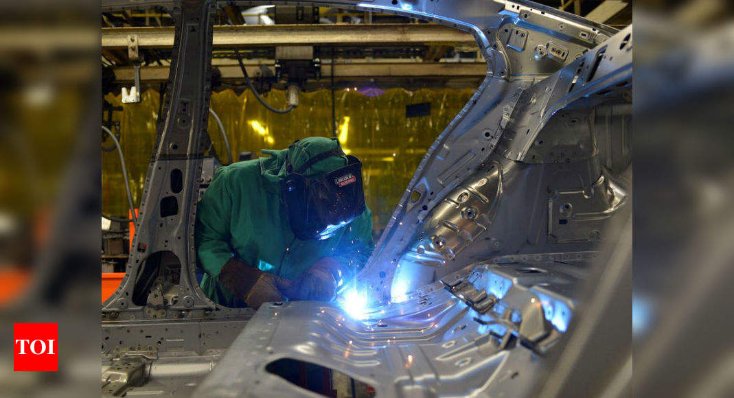 India’s October factory growth at decade high as demand bounces back