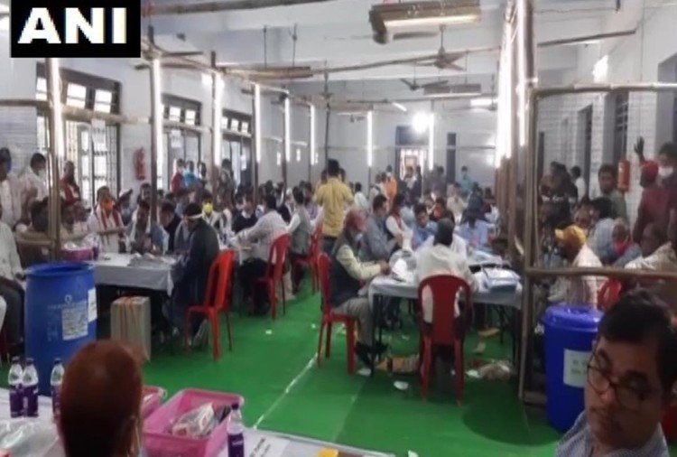 Bihar Election Result 2020 Counting Started For Mlc Election Live Updates Graduate Teacher Seat Rjd Bjp Congress Jdu Cpi – चुनाव परिणाम: बिहार की आठ एमएलसी सीटों पर आज आएंगे नतीजे, वोटों की गिनती जारी