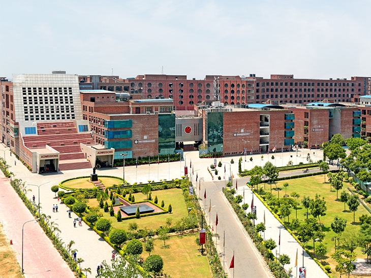 LPU University students becoming the choice of companies like Microsoft and Amazon | LPU विश्वविद्यालय के छात्र बन रहे माइक्रोसॉफ्ट व ऐमजॉन जैसी कंपनियों की पसंद
