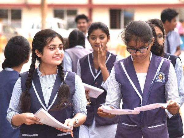 CBSE Class 10 board exam 2021 results: This is how class 10th marks will be evaluated Latest News and Updates | रिजल्ट के लिए 8 टीचर्स की कमेटी बनेगी; पिछले 3 साल के बेस्ट रिजल्ट के आधार पर मिलेंगे नंबर